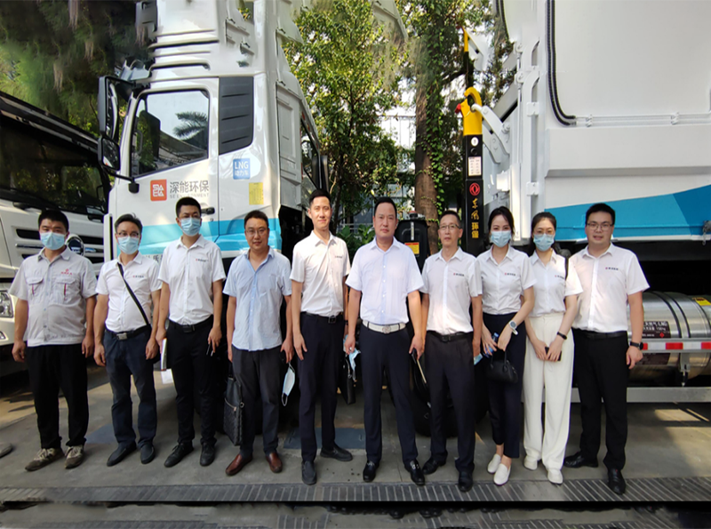 助力深圳蓝天计划,深圳东风天然气垃圾转运车精彩亮相!